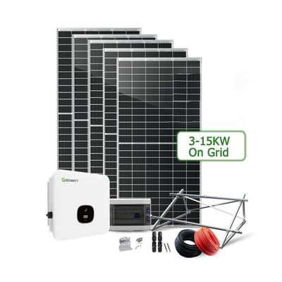Sistema de energía de paneles solares de 8kw en red con tiempo de trabajo de 24 horas Tensión de salida 110V-240V