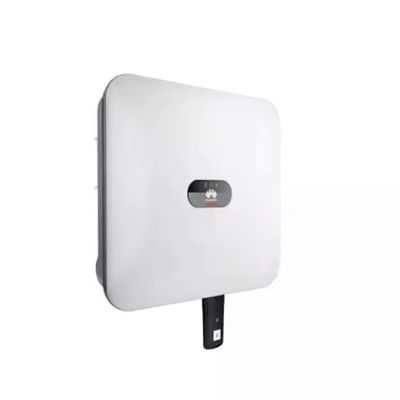 Inversor solar inteligente híbrido de tres fases de 12 kW con consumo de energía nocturna de 5,5 W