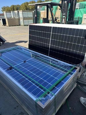 600-625W de media célula y panel solar tipo PERC JA para 2024 Proyecto distribuido a menor costo
