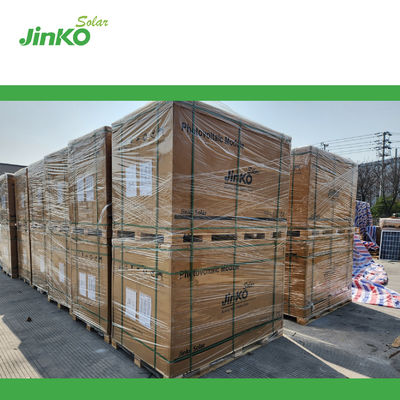 N-Type 590W Jinko Tiger Neo Tier 1 Paneles solares con vidrio delantero con recubrimiento antirreflejo